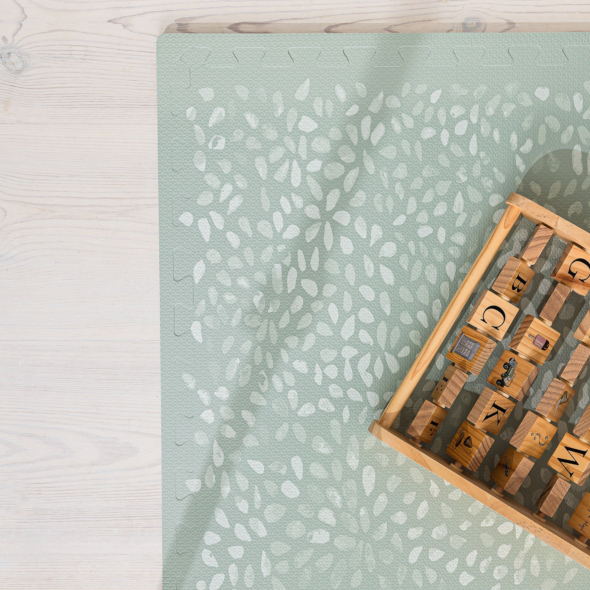 Flower Play Mat Sage