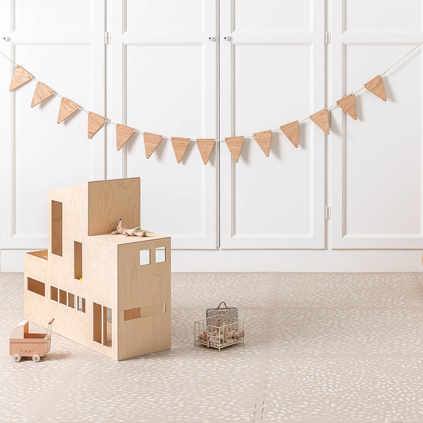 Flower Play Mat Stone