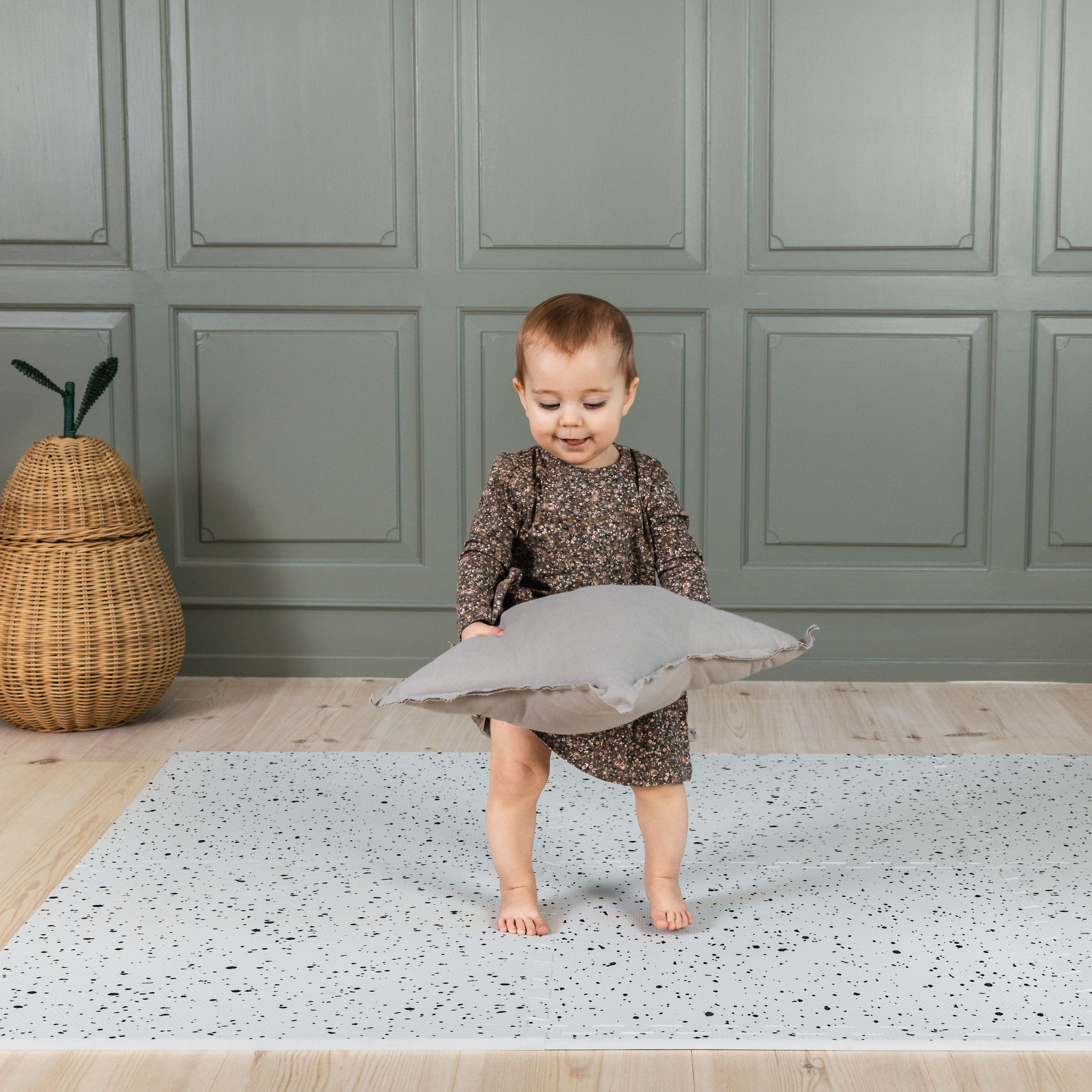 Terrazzo Play Mat Nordic Gray